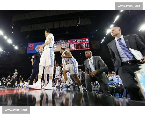 西部焦点之战小牛对决勇士球星碰撞攻防博弈之夜谁主沉浮赛场